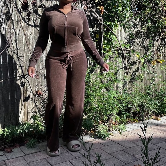 Juicy Couture Tracksuit Set - Picture 1 of 8
